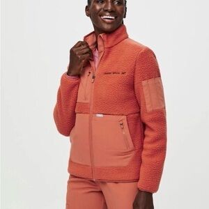 Figs On Shift Sherpa jacket in terracotta size small